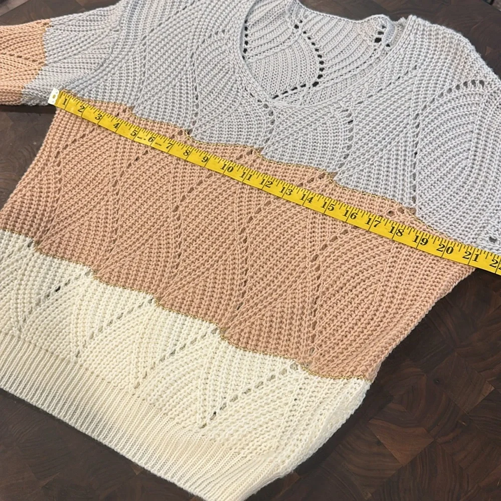 Colorblock Knit Sweater - Picture 3 of 6